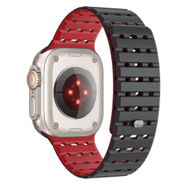 Magnetický řemínek pro Apple Watch 44 / 45 / 46 / 49 mm – černočervený