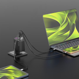 GaN síťová nabíječka s displejem 140W PW21 – 2x USB-C + USB-A