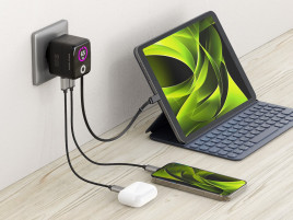 GaN síťová nabíječka s displejem 65W PW3 - USB-C Kabel + USB-C + USB-A