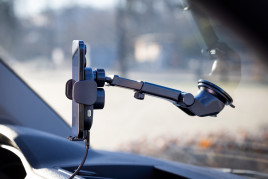 Bezdrátová nabíječka do auta 15W CA16