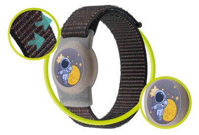 Řemínek AirTag A4, Černý s motivem Kosmonauta